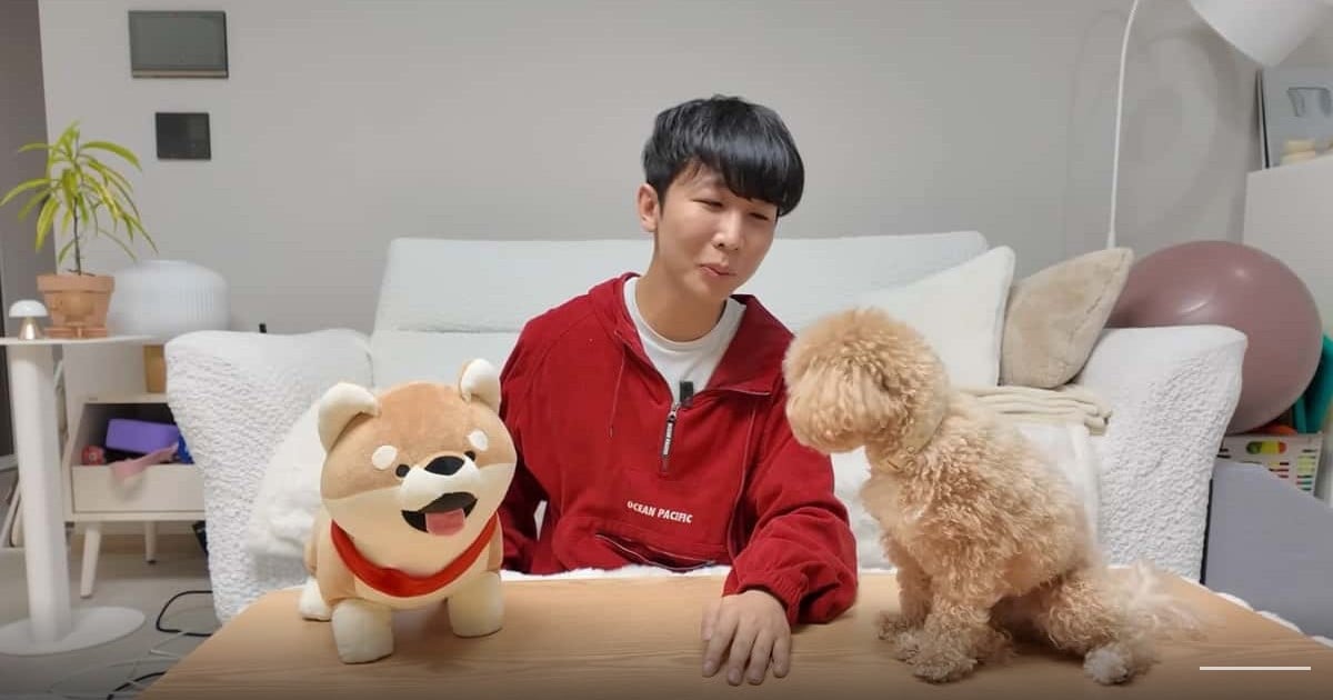 Blind YouTuber slams trolls accusing him of faking his disability for views